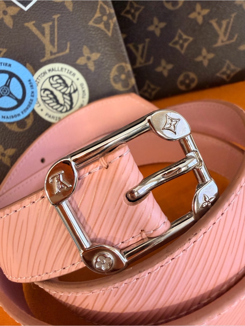 Louis Vuitton Pink Epi Belt - Picture 3 of 9